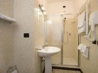 招待所 111 Coladirienzo - By Ad