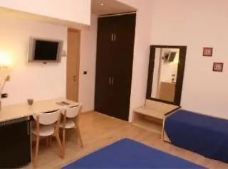 111旅馆 2* 罗马