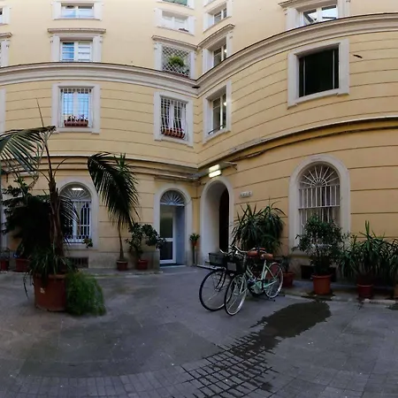 111 Coladirienzo - By Ad Affittacamere 2*